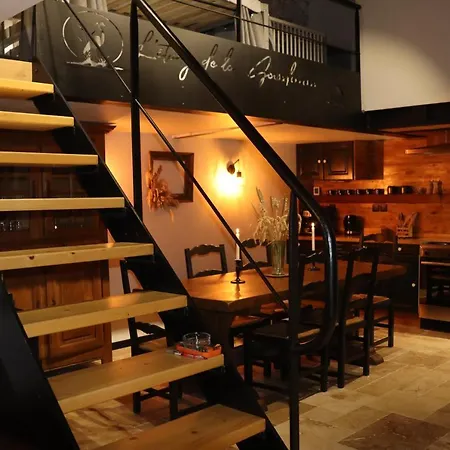 Semesterbostad Sous-terre